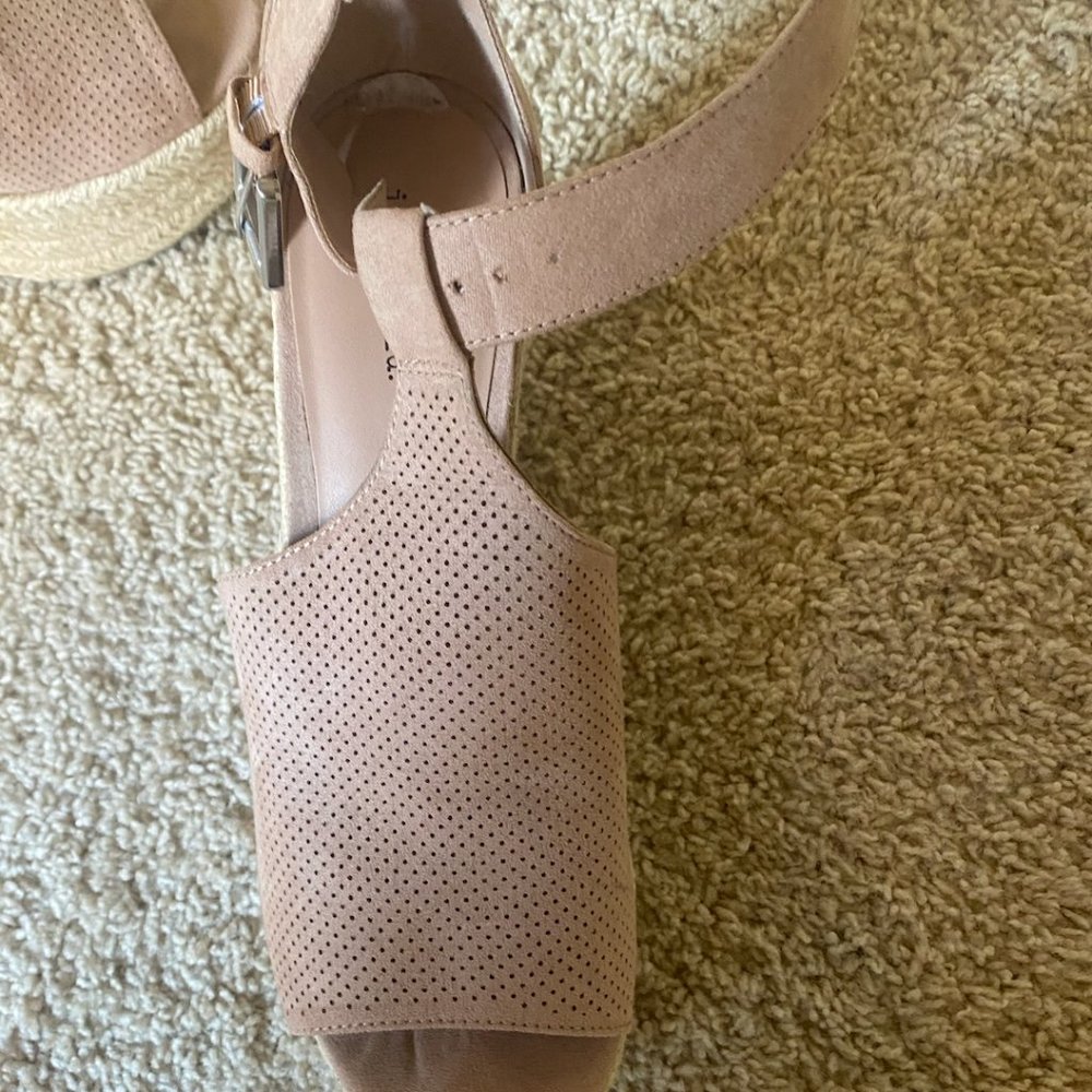 Indigo Rd Wedges - Picture 3 of 4
